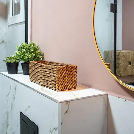 Campineanu 22 - Old Town Lägenhet *